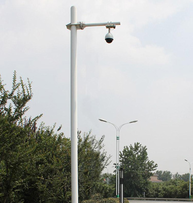 0.5米橫臂圓柱道路（lù）監控杆（gǎn）件