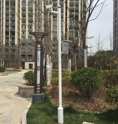 道路標準監控立（lì）杆
