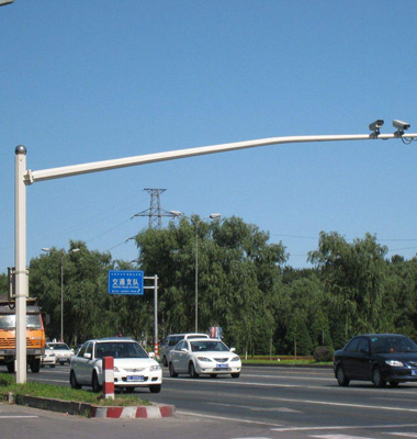 L型八角電警立杆（gǎn）